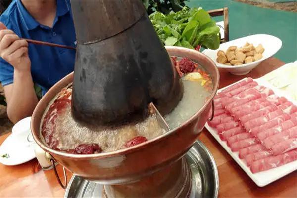 街头夜话火锅加盟