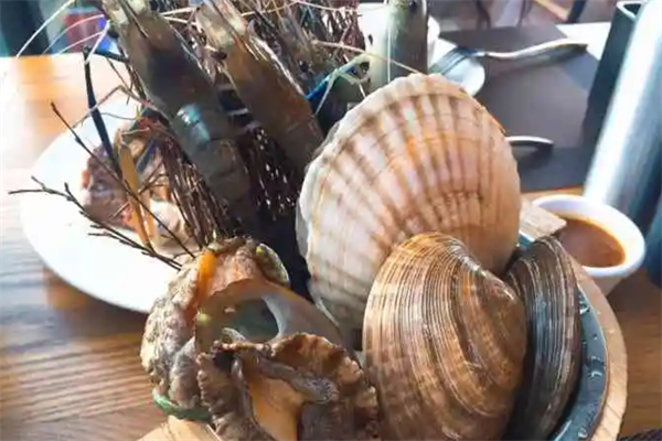 侯斯顿海鲜主题餐吧加盟