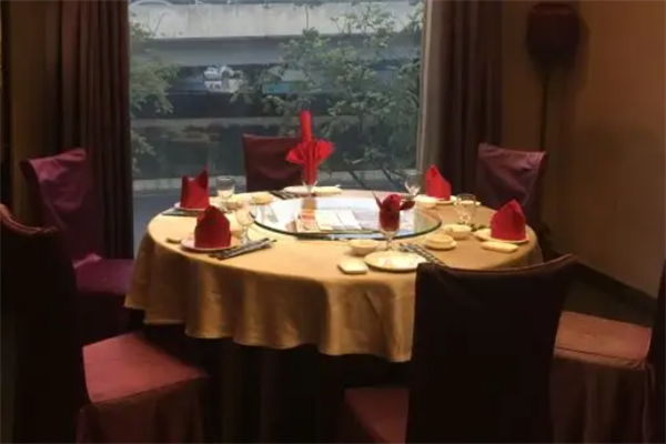 广源酒家加盟