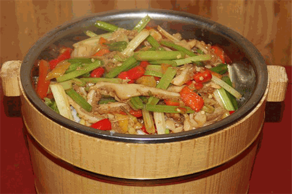 饭溜香木桶饭加盟