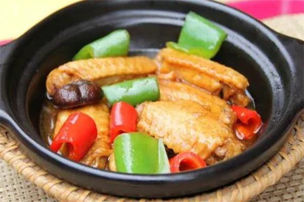 强嘉黄焖鸡米饭