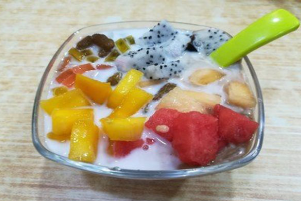 小草糖水加盟 小草糖水加盟