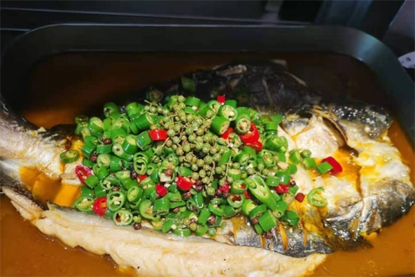 虞小火青花椒烤鱼加盟