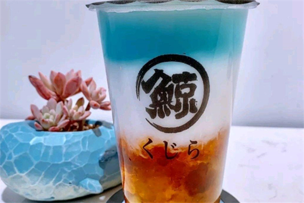 琉璃鲸奶茶店加盟