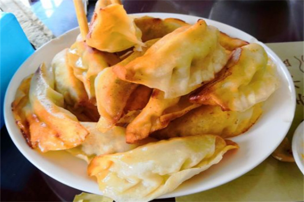 黑水堰锅饺加盟