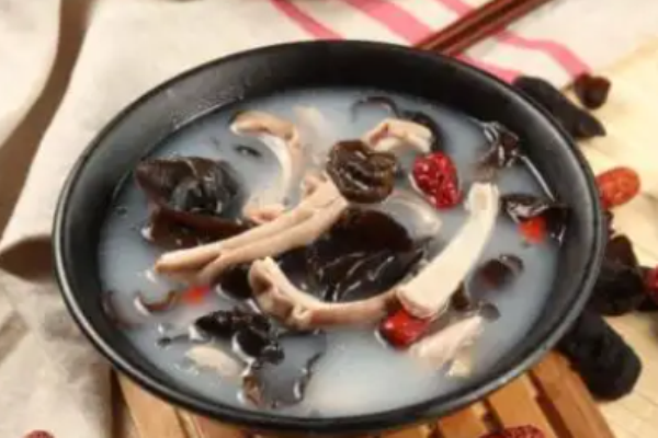 雀田鹅王汤加盟