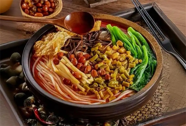 螺小柒螺蛳粉加盟