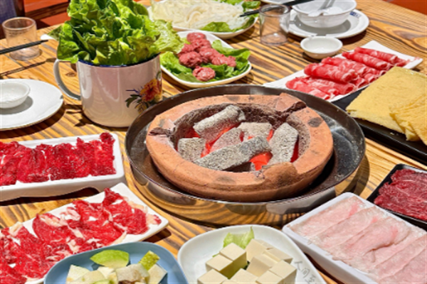 旺三炭火烤肉火锅