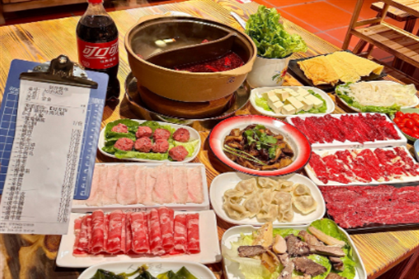 旺三炭火烤肉火锅