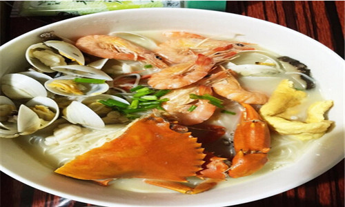 阿华面食加盟